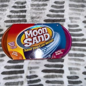 Moon Sand